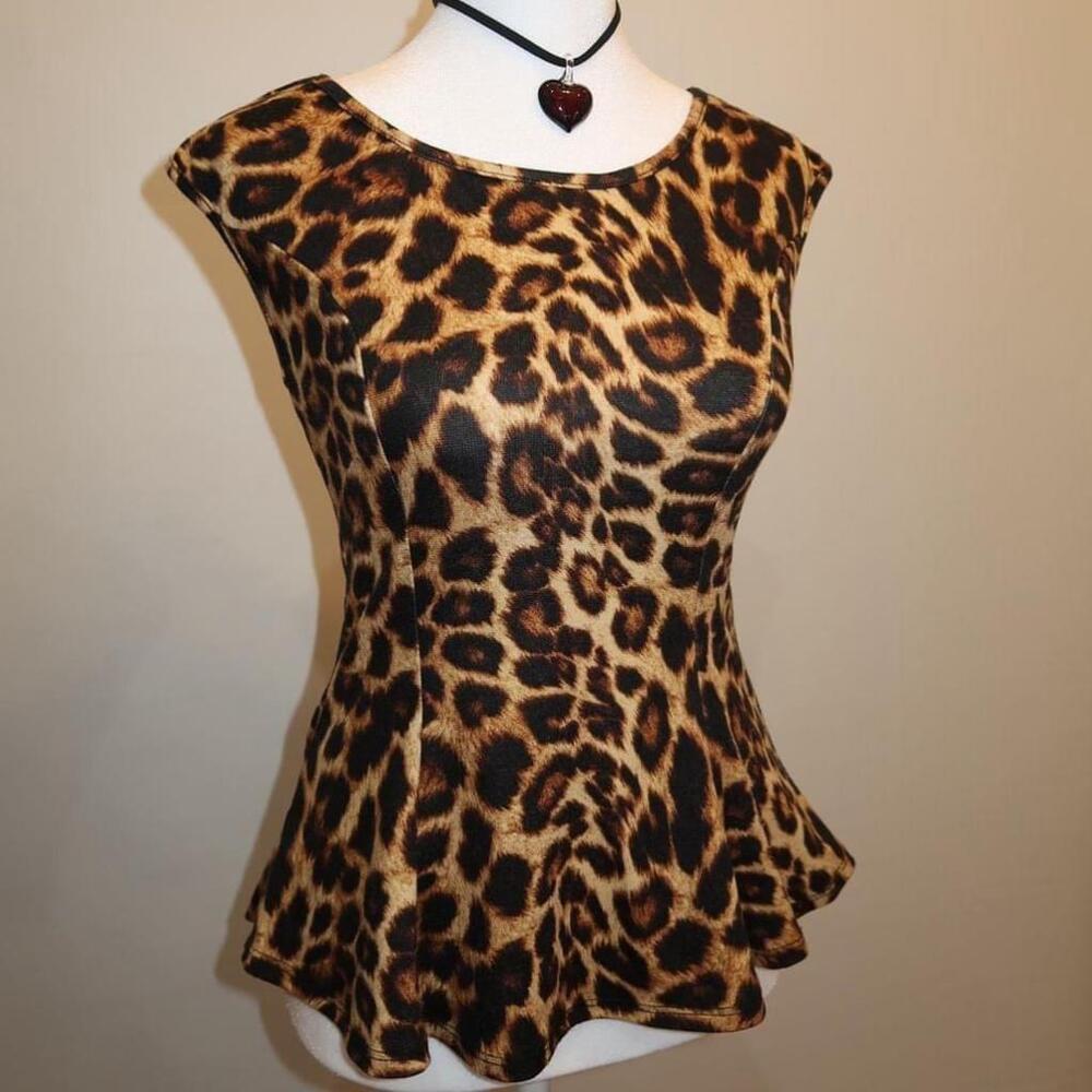 blouses - Picture 2 of 5